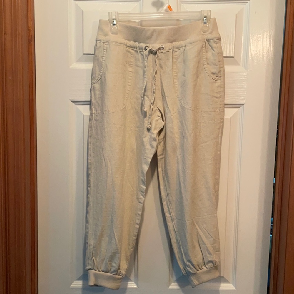 Forever21 capris pants, small